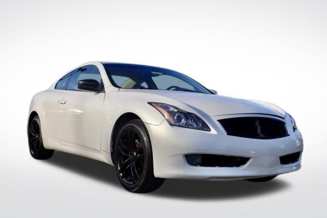 2009 INFINITI G Coupe 37x's photo