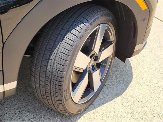 2026 Hyundai Santa Fe Limited photo 3