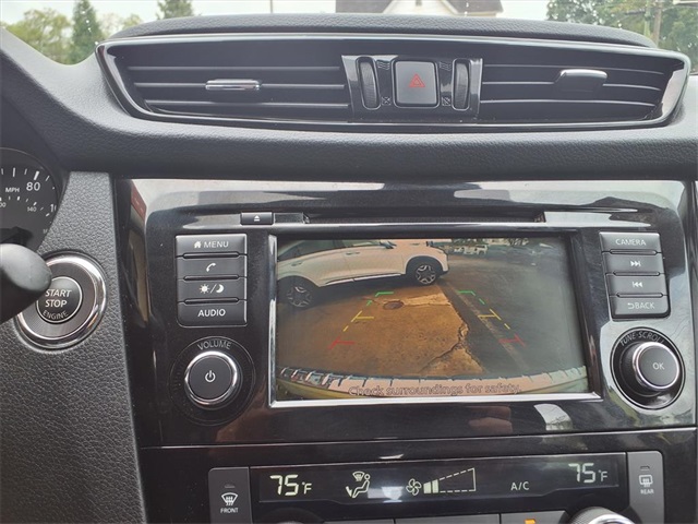 2021 Nissan Rogue Sport SV photo 22