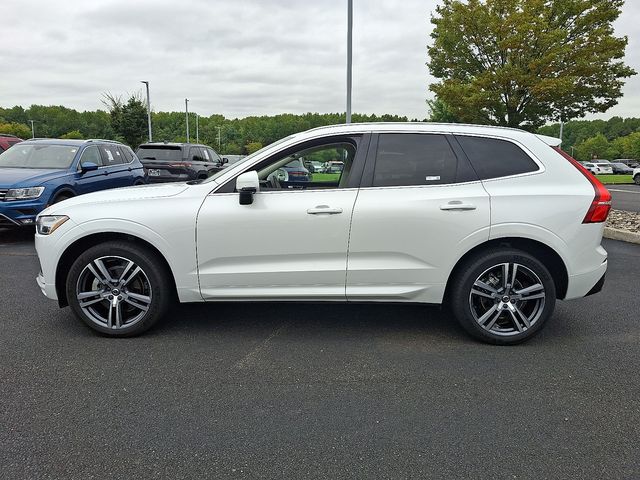 2021 Volvo XC60 T5 Momentum photo 8