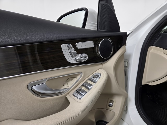 2018 Mercedes Benz C 300 4MATIC photo 17