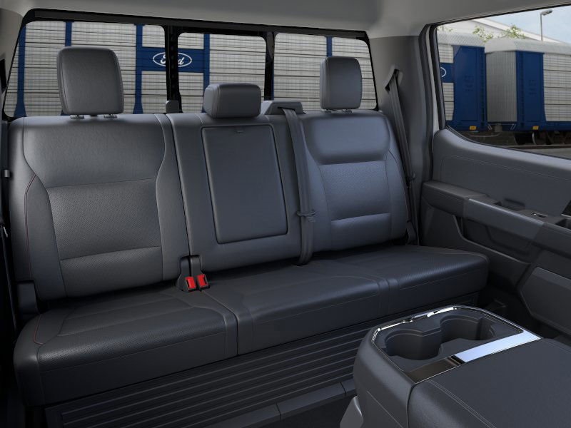2025 Ford F-250 Lariat photo 11