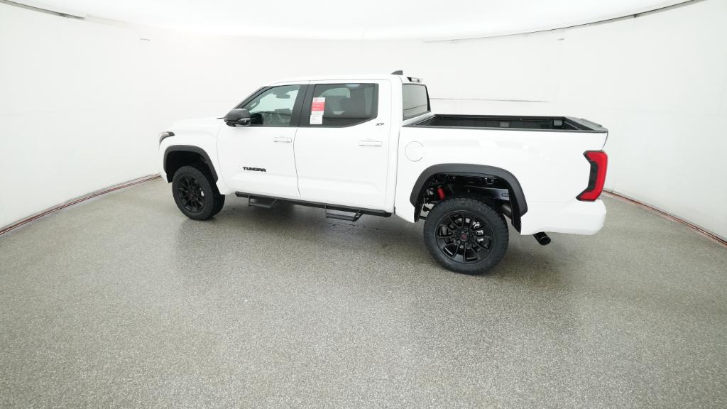 2025 Toyota Tundra SR5 CrewMax photo 6