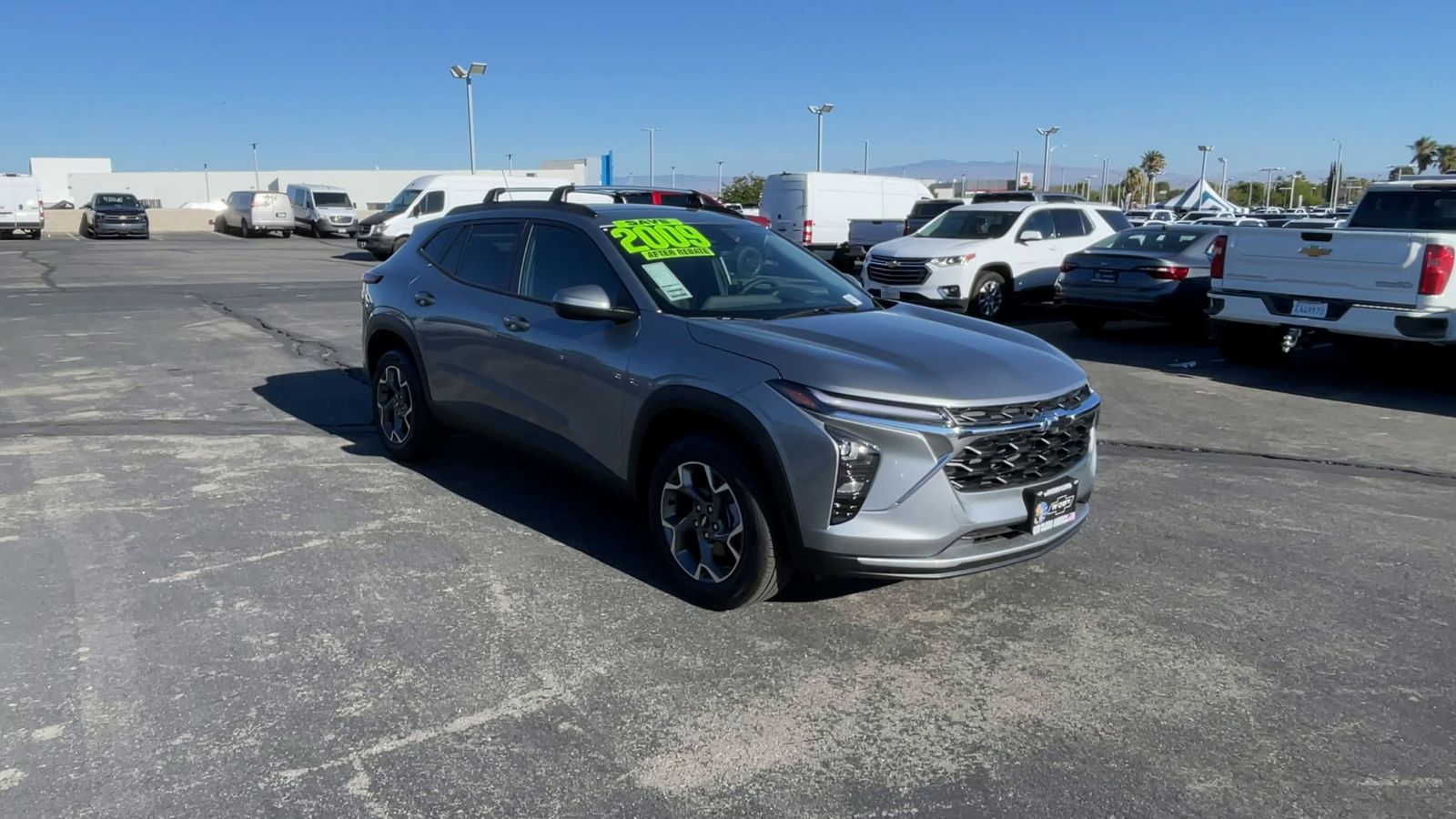 2025 Chevrolet Trax LT photo 34