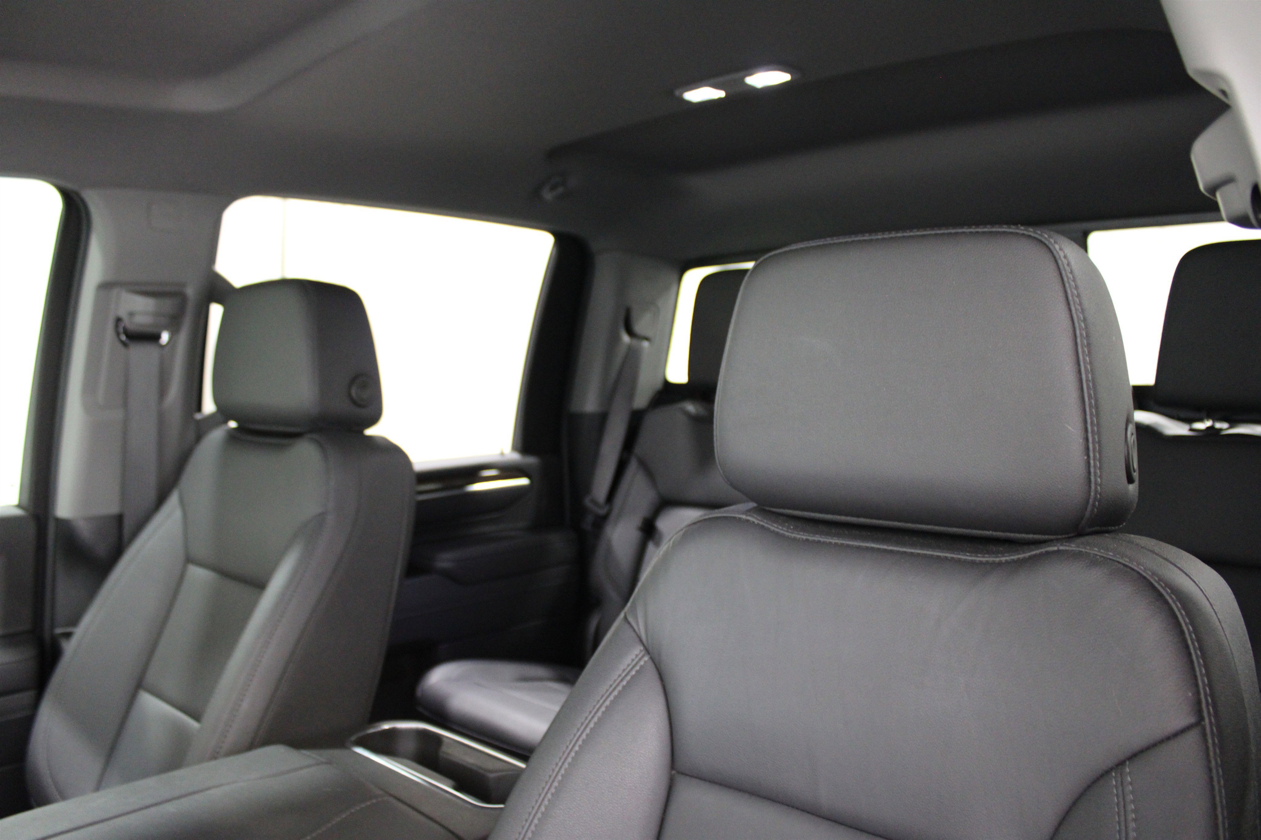 2025 Chevrolet Silverado 2500HD LT photo 4