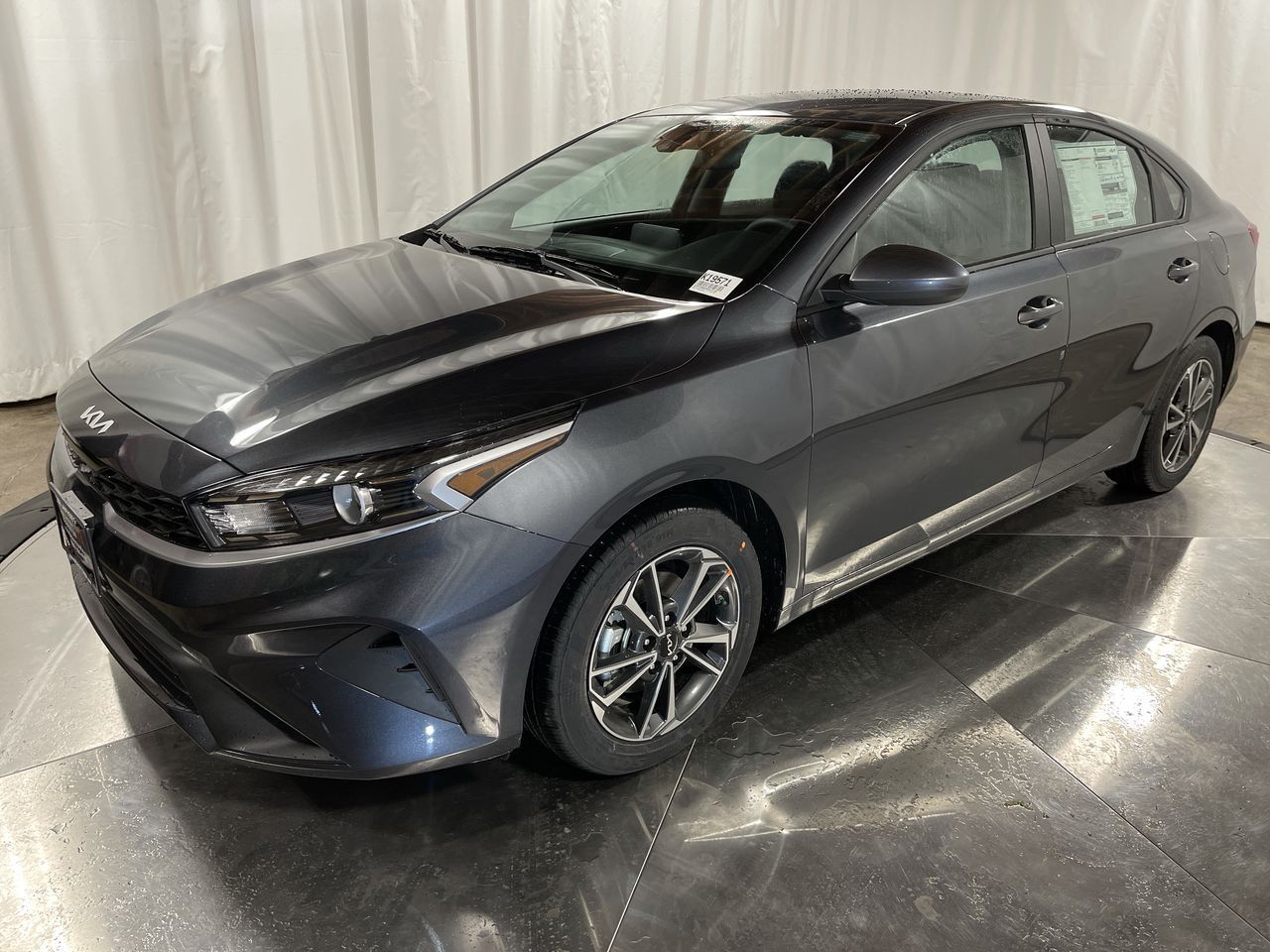 2022 Kia FORTE LXS's photo