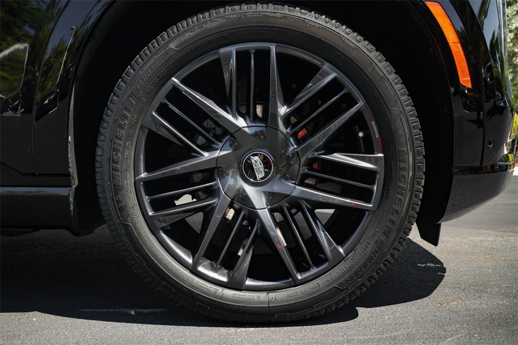 2025 Cadillac Escalade IQ Sport photo 11