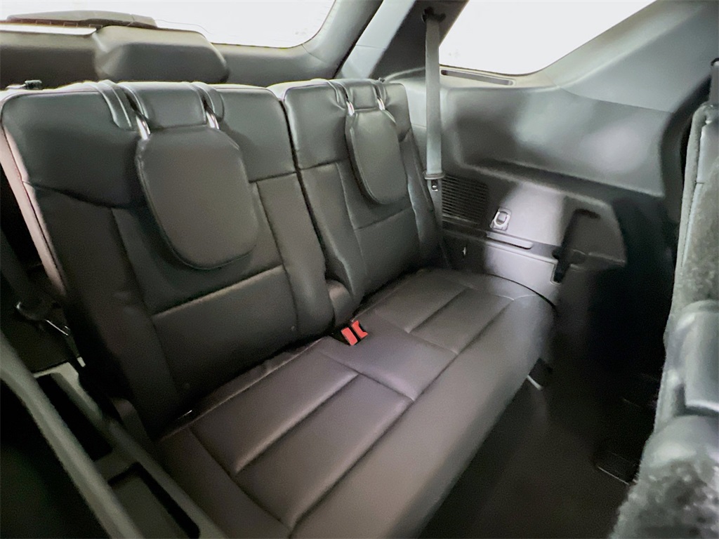 2025 Ford Explorer ST photo 14