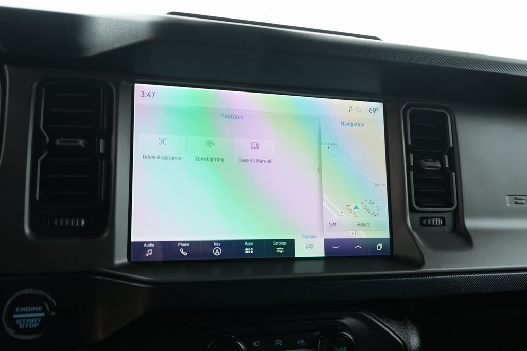 2021 Ford Bronco Outer Banks photo 22