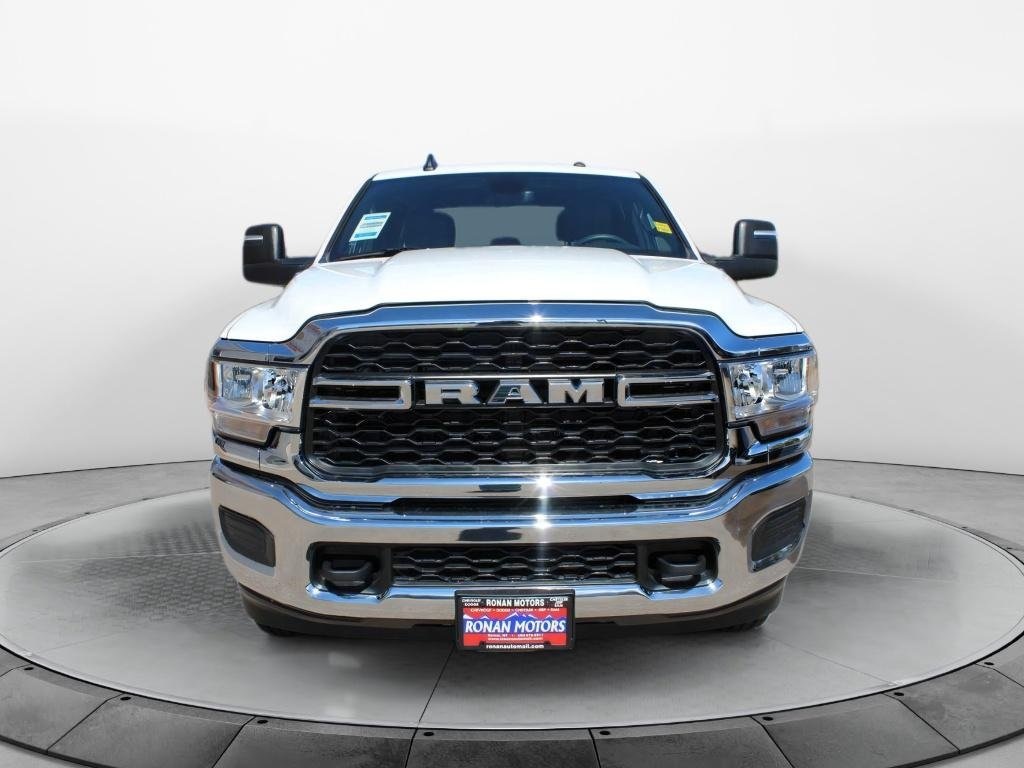 2024 Ram 2500 Tradesman photo 3
