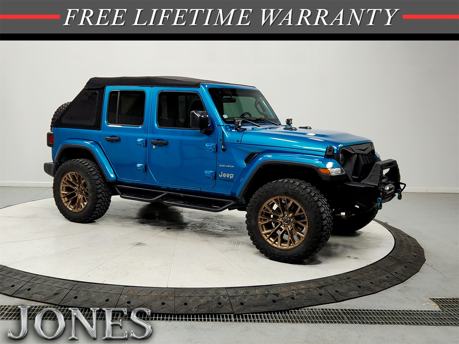 2020 Jeep Wrangler Unlimited Sahara's photo