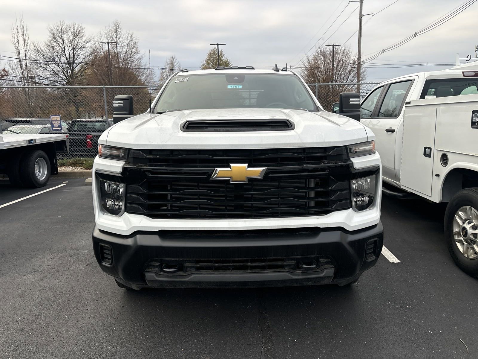 2024 Chevrolet Silverado 3500HD Work Truck photo 3