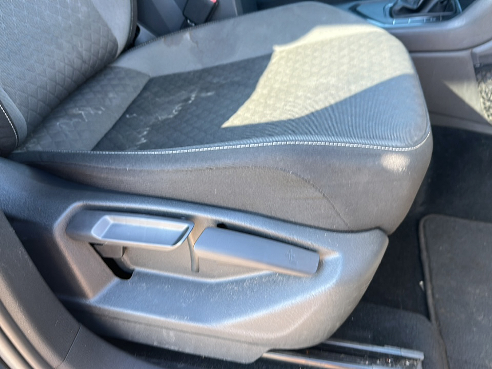 2021 Volkswagen Tiguan S photo 10