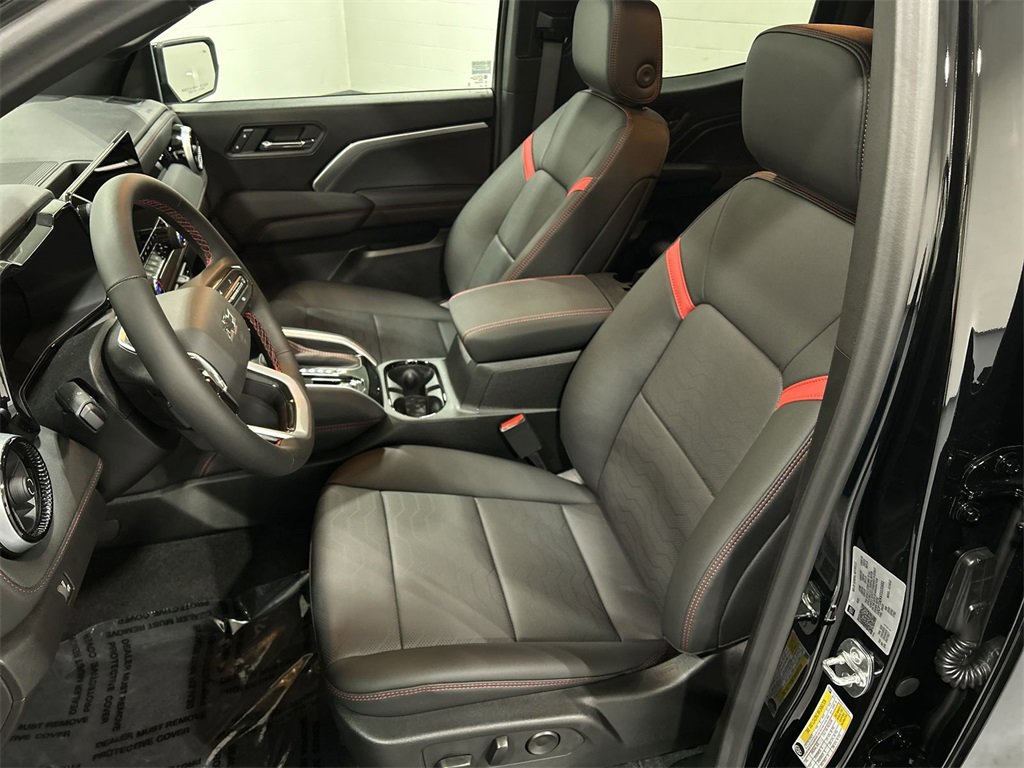 2026 Chevrolet Colorado Z71 photo 13