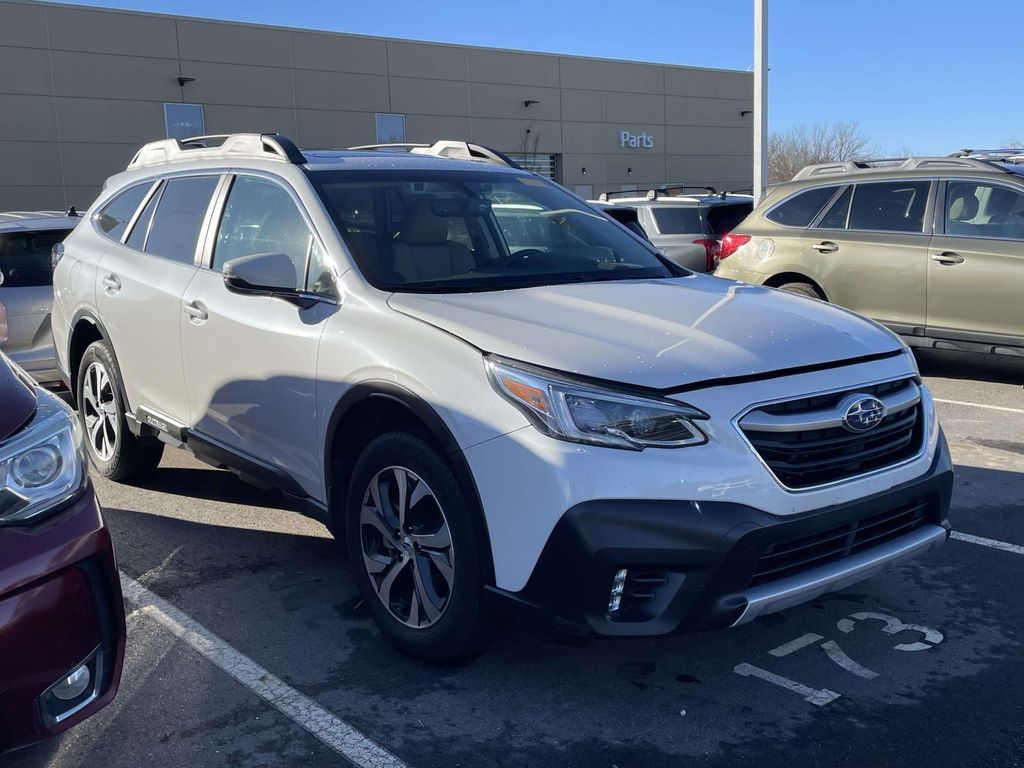 2020 Subaru Outback Limited's photo