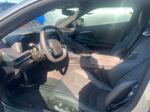 2023 Chevrolet Corvette Stingray 2LT photo 13