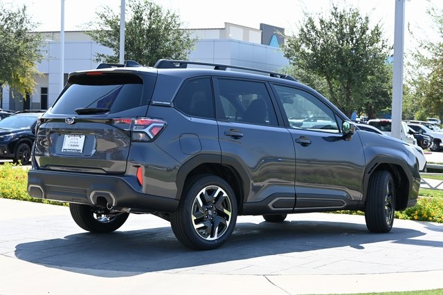 2025 Subaru Forester Limited photo 3