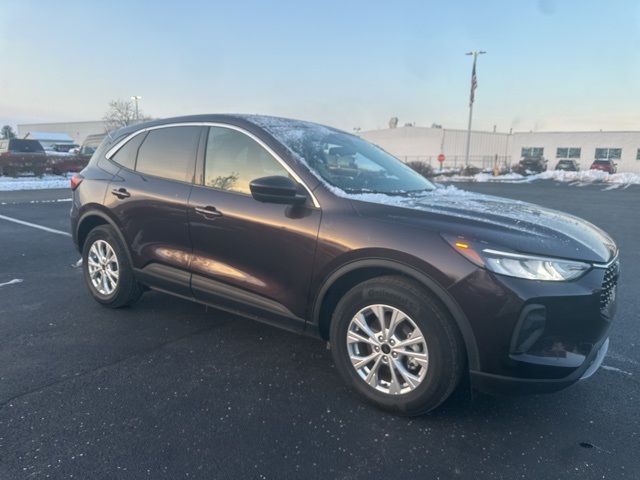 2023 Ford Escape Active's photo