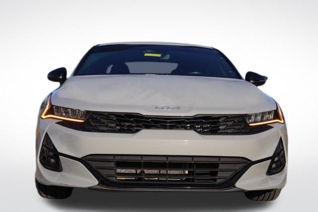 2022 Kia K5 GT-Line photo 3