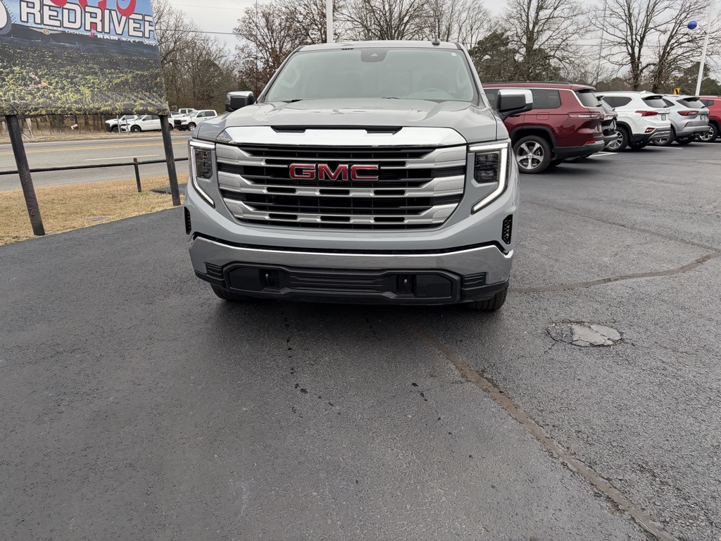 Used 2024 GMC Sierra 1500 SLE with VIN 3GTUUBED9RG327941 for sale in Little Rock