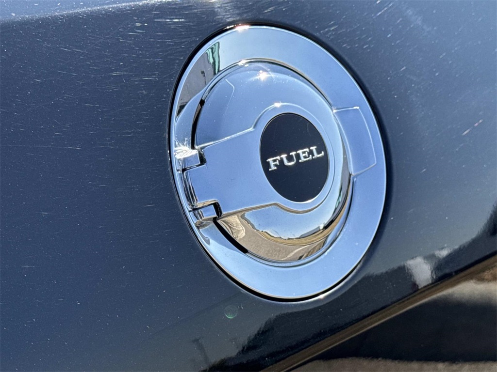 2012 Dodge Challenger SRT8 392 photo 12