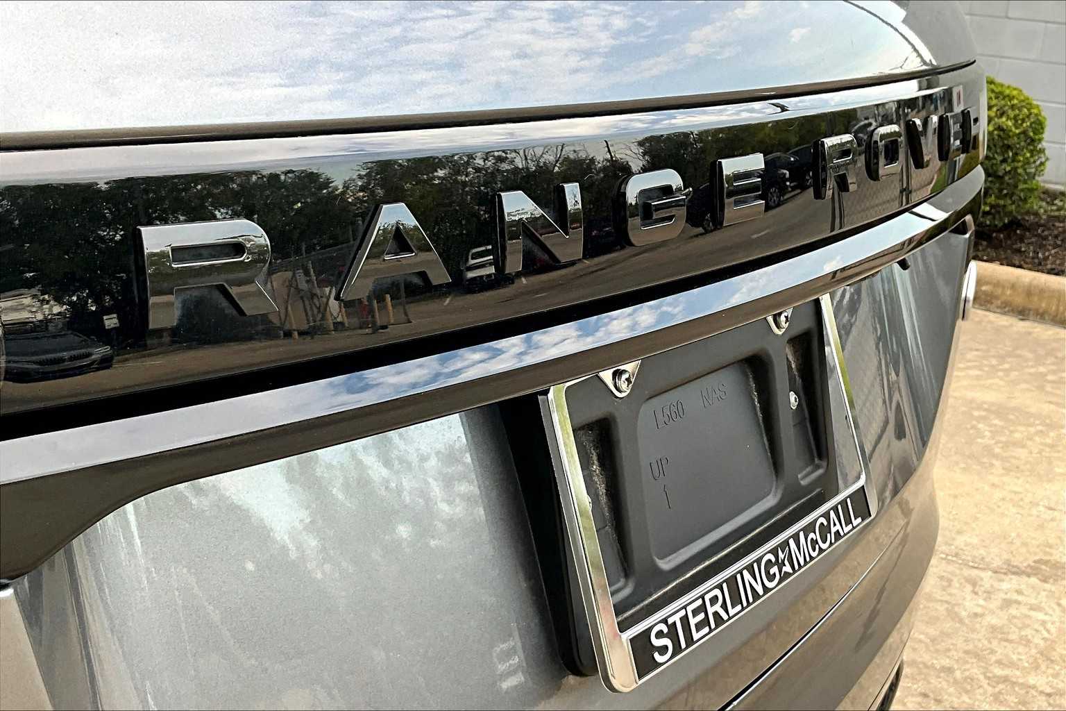2018 Land Rover Range Rover Velar R-Dynamic SE photo 9