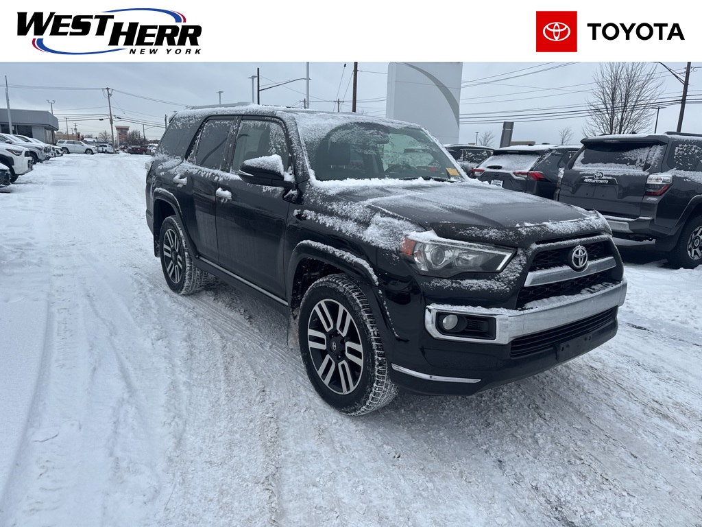 2015 Toyota 4Runner Limited's photo