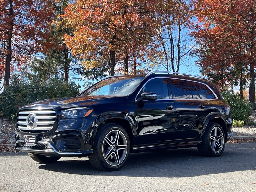 2024 Mercedes-Benz GLS Base's photo