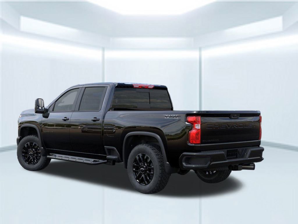 2026 Chevrolet Silverado 2500HD LT photo 2