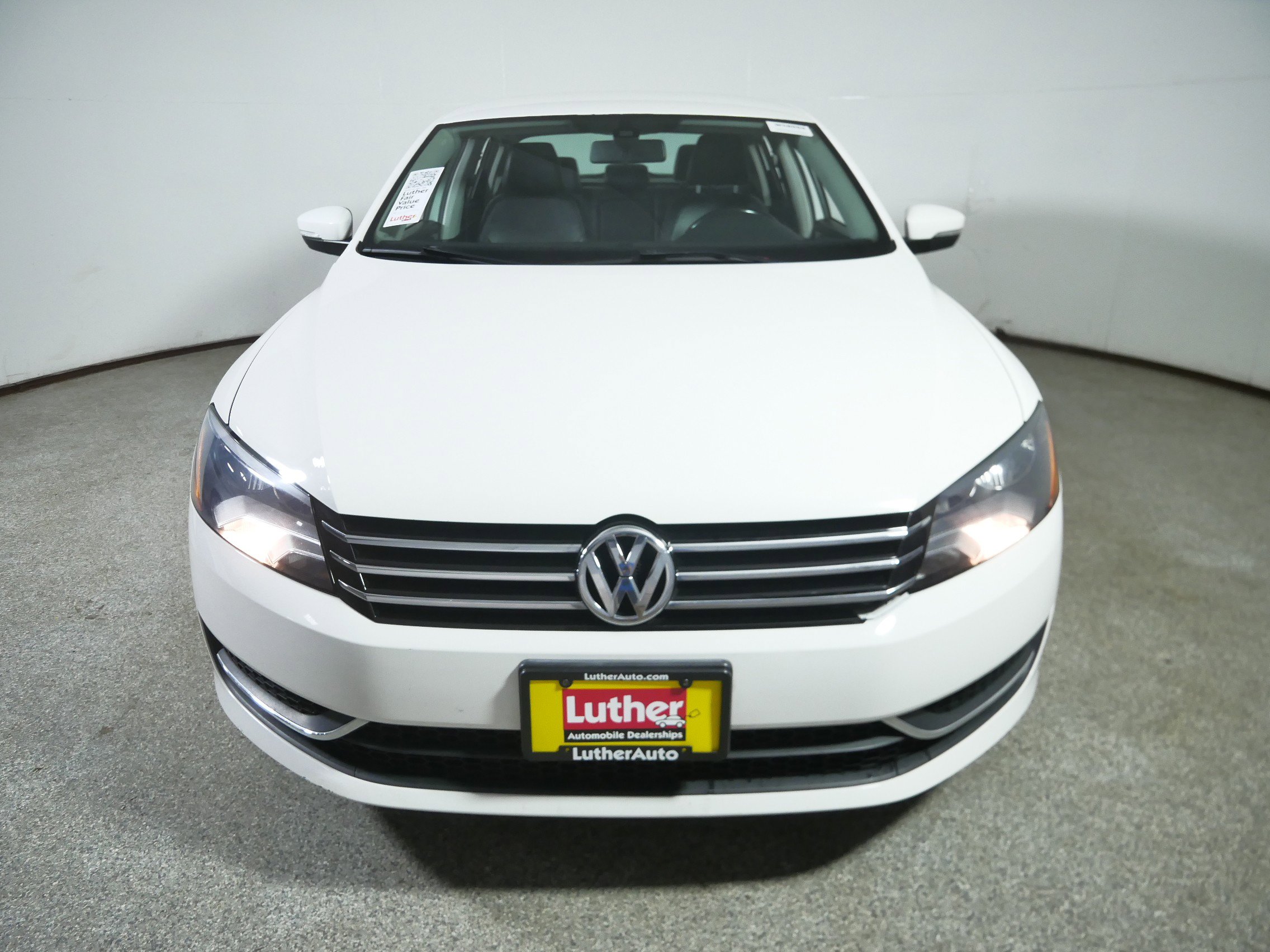 Used 2015 Volkswagen Passat S with VIN 1VWAT7A32FC050030 for sale in Waite Park, Minnesota