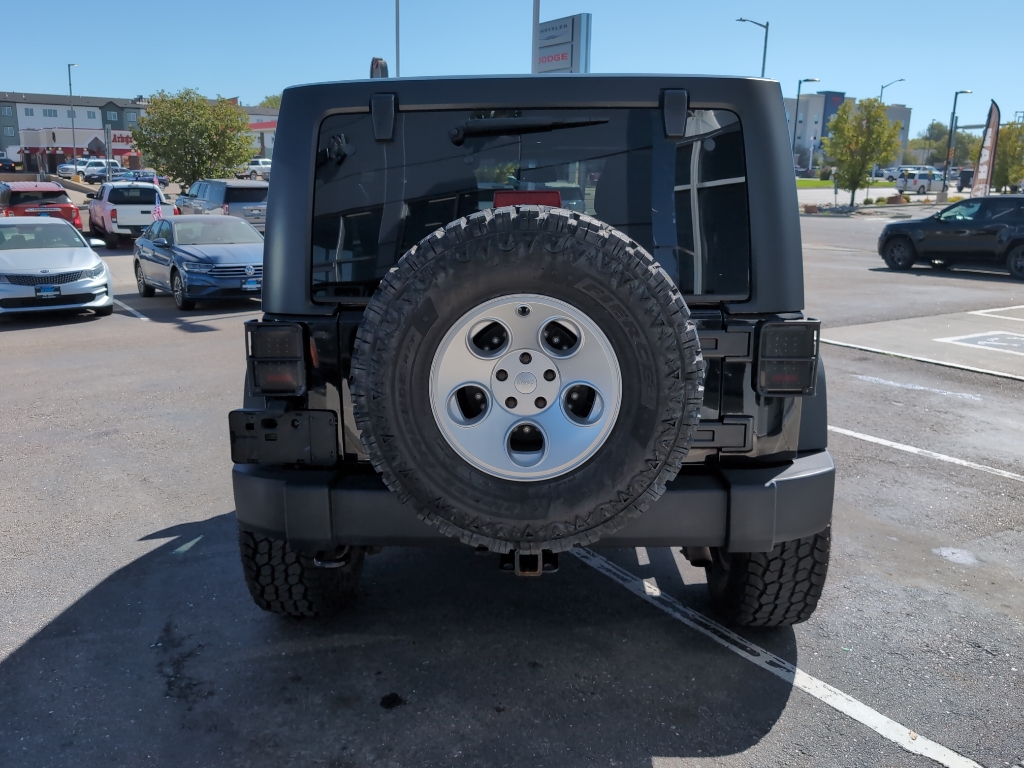 2014 Jeep Wrangler Unlimited Sport photo 6
