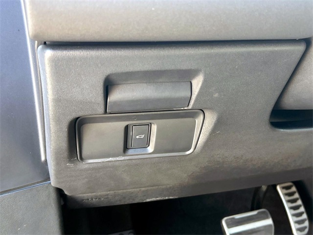 2024 Land Rover Range Rover Evoque Dynamic SE photo 22