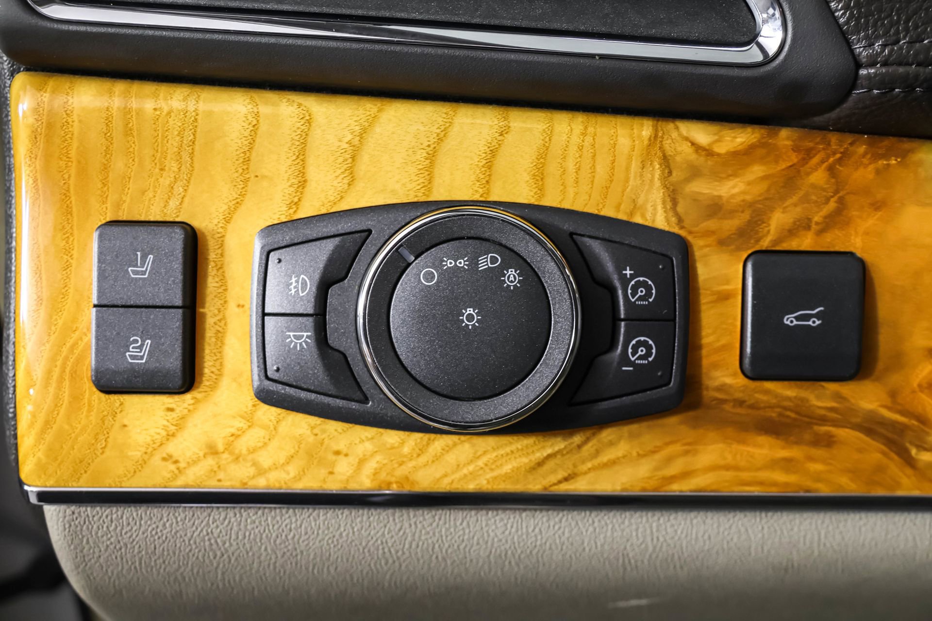 2013 Lincoln MKX photo 14