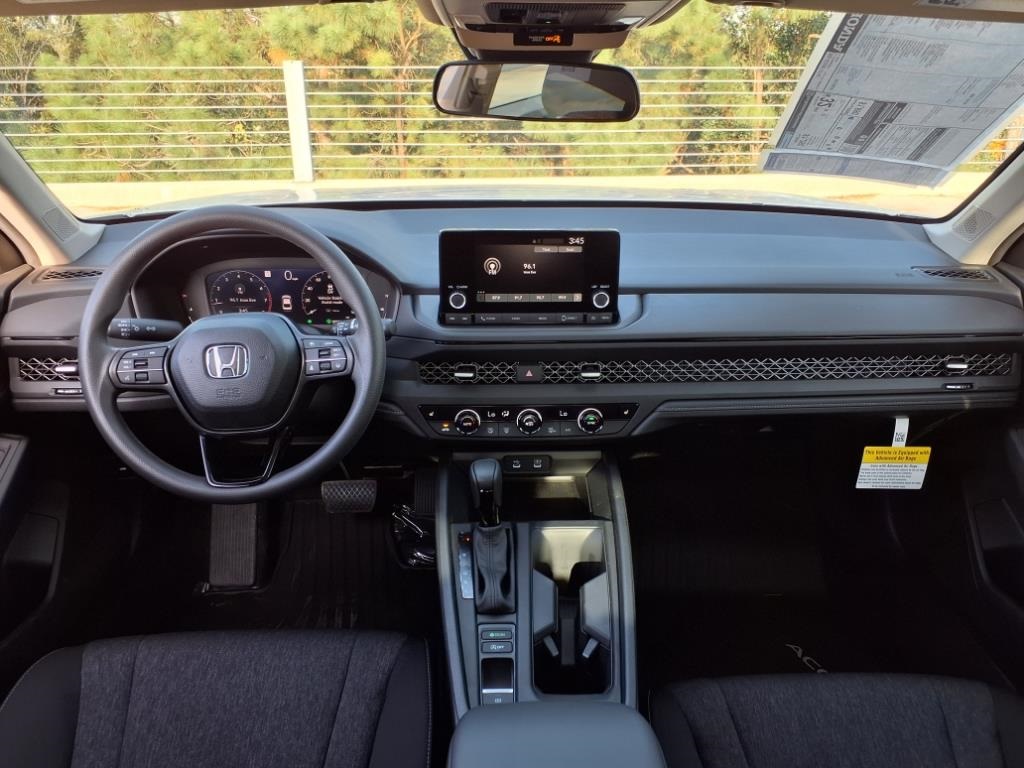 2025 Honda Accord SE photo 11