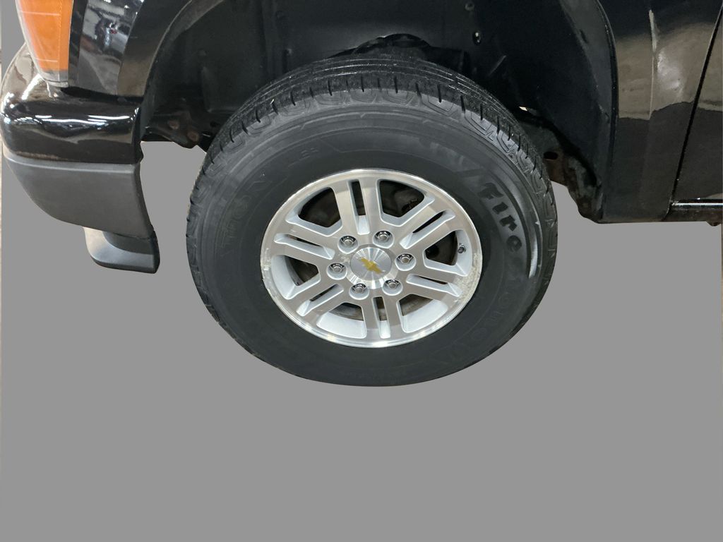2010 Chevrolet Colorado photo 13