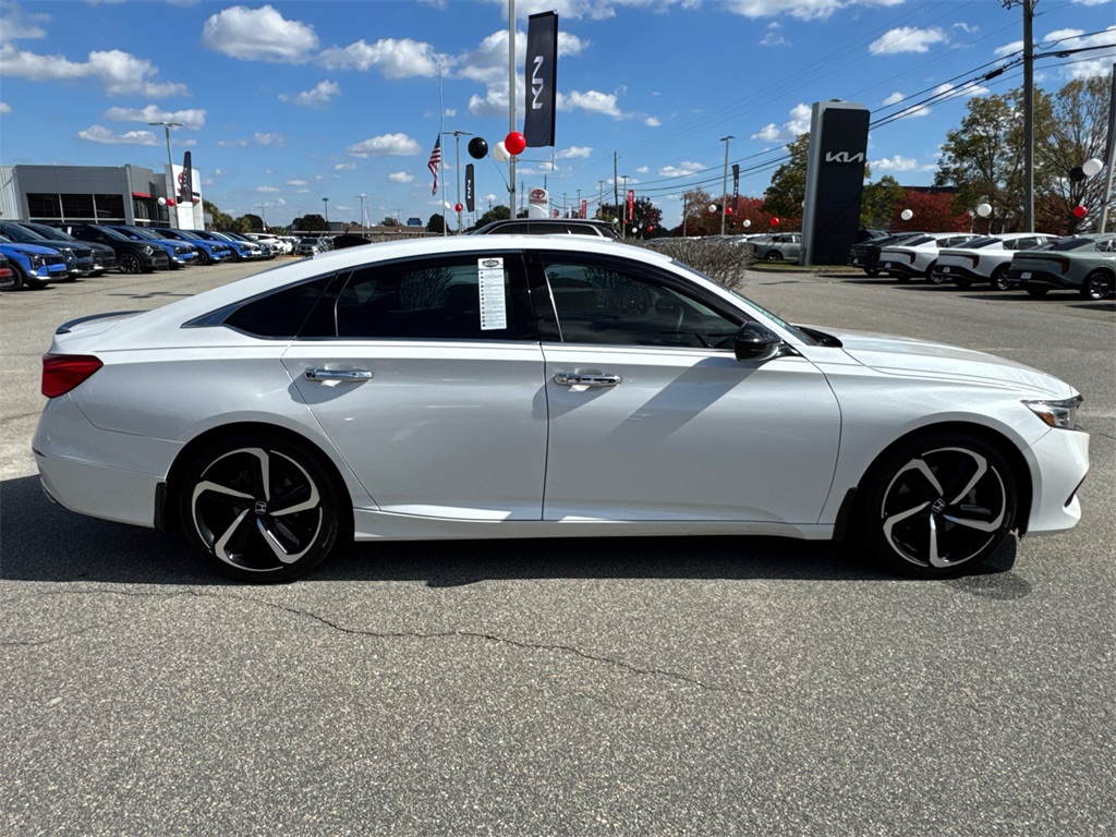 2021 Honda Accord Sport SE photo 2
