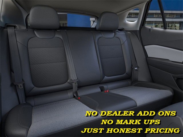 2025 Chevrolet Trax LT photo 15
