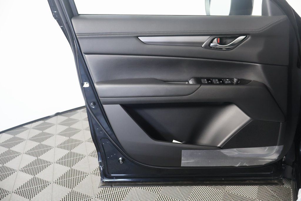2025 Mazda CX-5 2.5 S Preferred photo 7