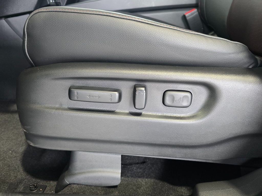 2025 Honda Ridgeline Black Edition photo 10