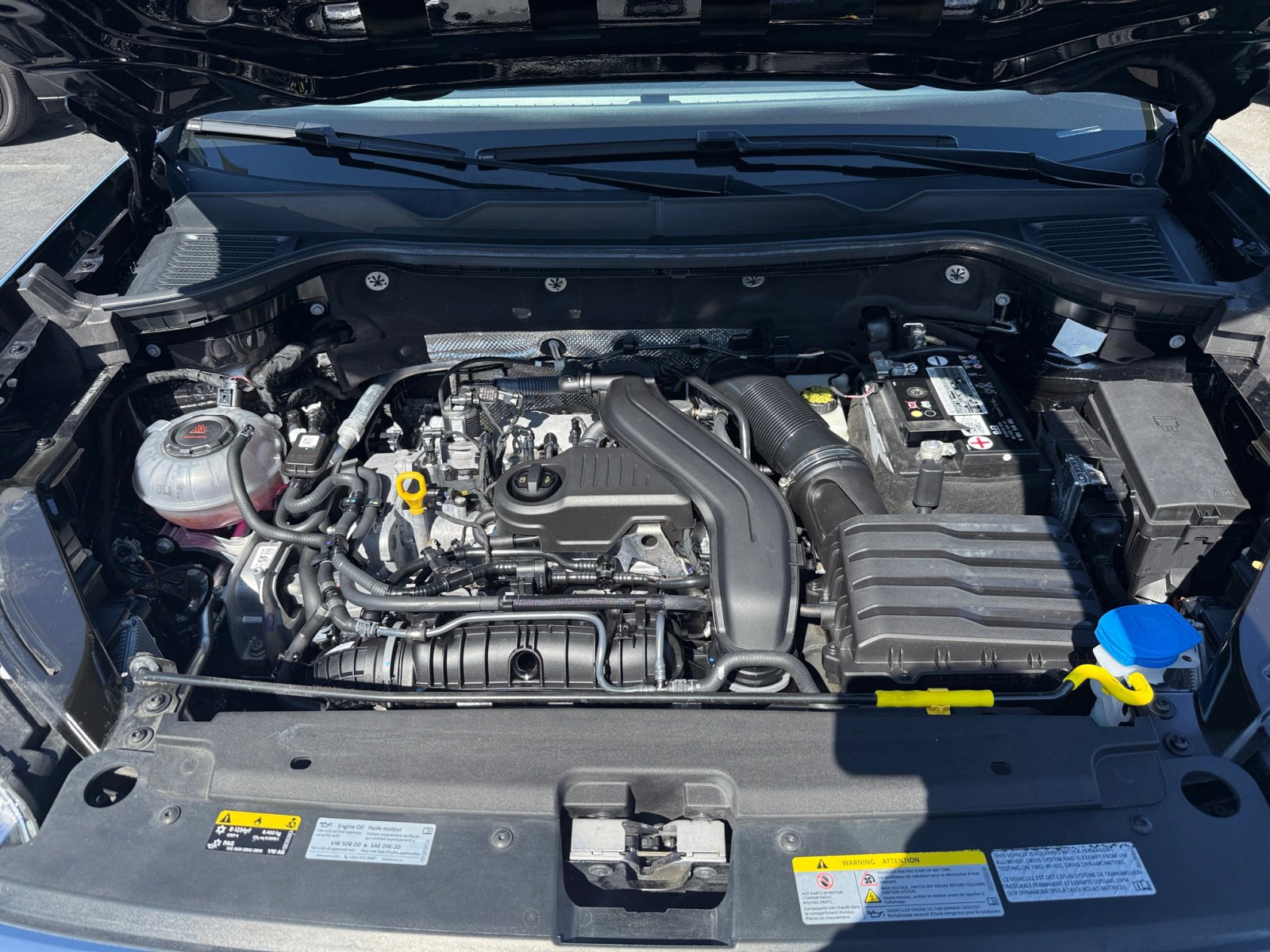 2022 Volkswagen Taos SEL photo 19