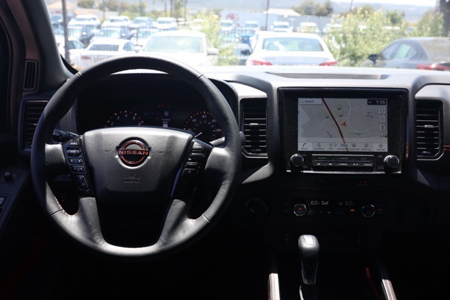2023 Nissan Frontier PRO-4X photo 19