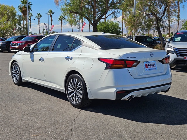 2024 Nissan Altima 2.5 SV photo 8