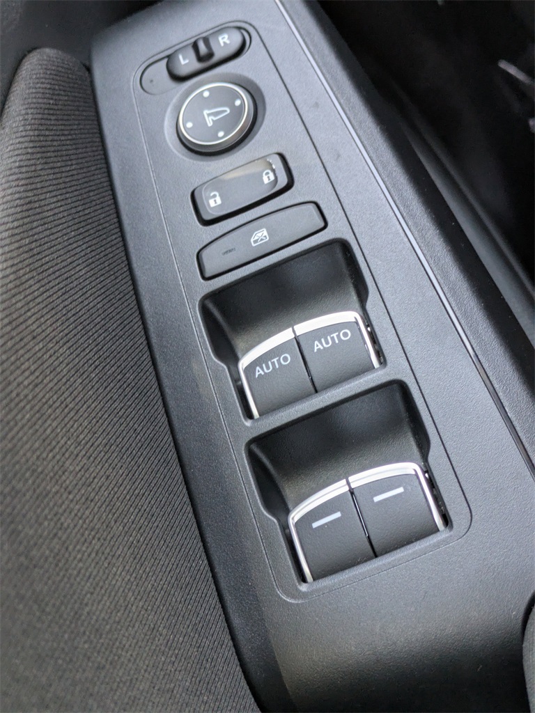 2023 Honda Civic LX photo 23