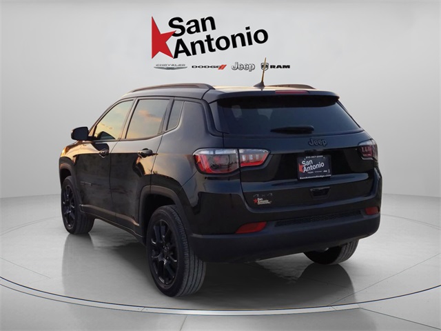 2026 Jeep Compass Altitude Special Edition photo 3