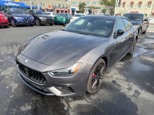 2022 Maserati Ghibli Modena photo 2