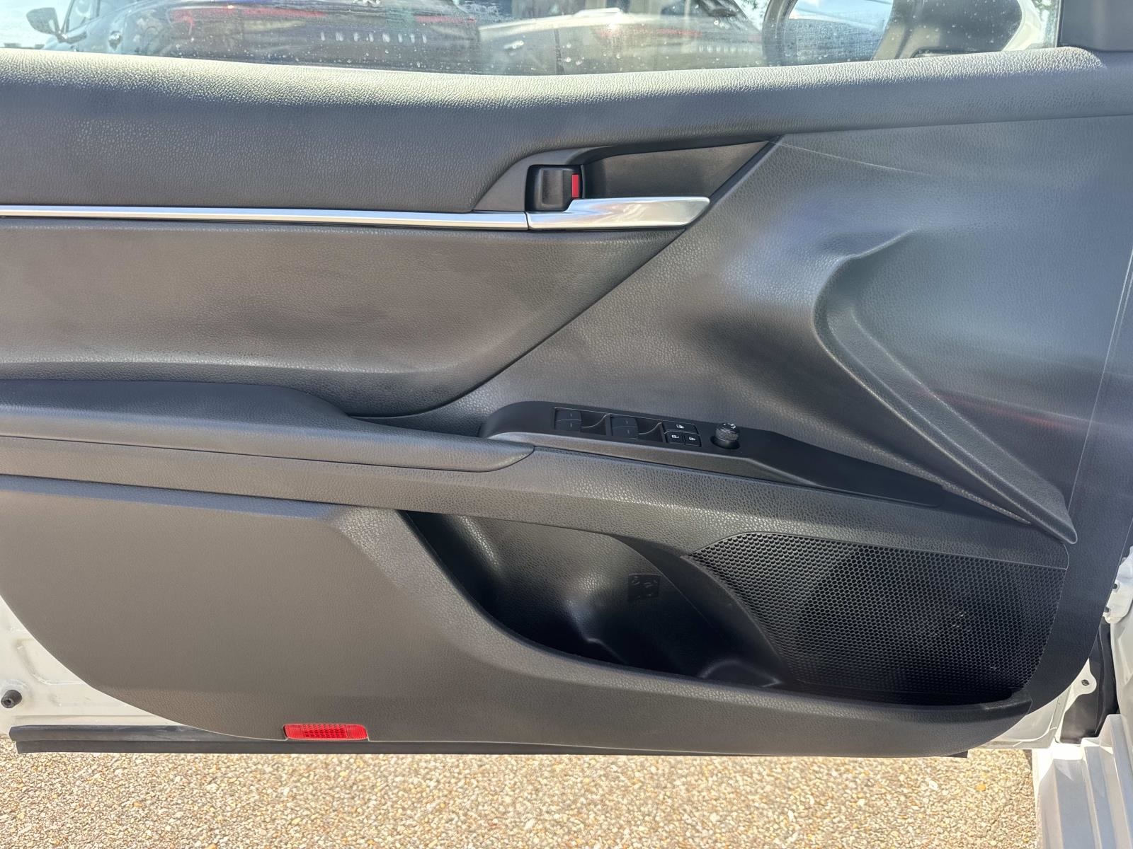 2024 Toyota Camry SE photo 16