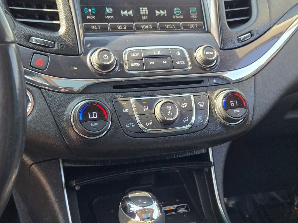 2018 Chevrolet Impala Premier photo 25