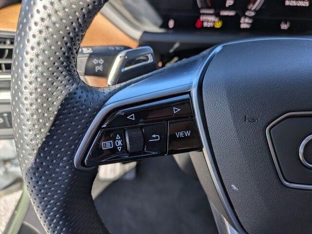 2023 Audi e-tron GT Premium Plus photo 19