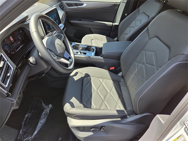 2025 Volkswagen Atlas Cross Sport SE Technology photo 6