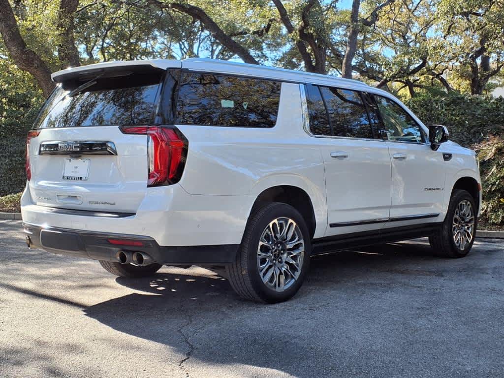 2023 Gmc Yukon XL Denali Ultimate photo 4